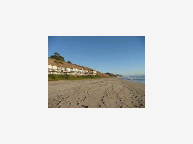 420 Oceanview Drive Watsonville, CA 95076 - Photo 7 of 9