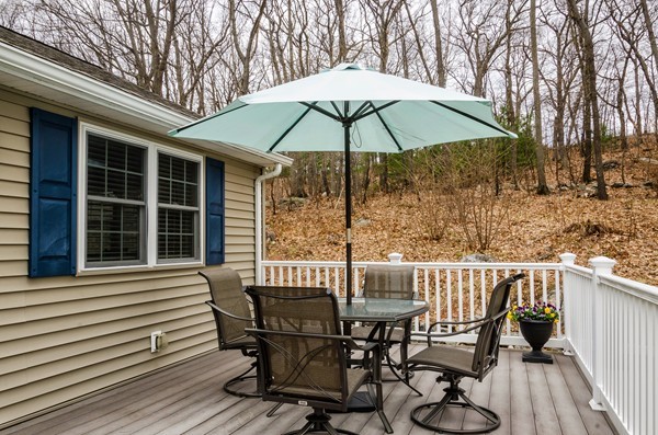 21 Seneca Road Woburn, MA 01801 - Photo 14 of 17