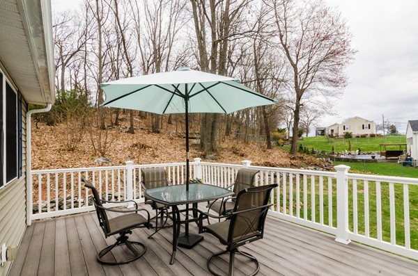 21 Seneca Road Woburn, MA 01801 - Photo 15 of 17