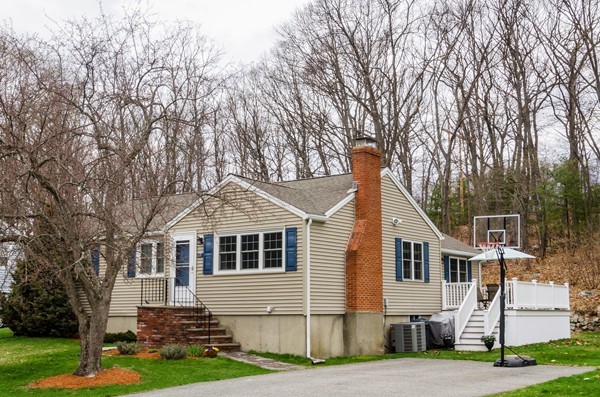 21 Seneca Road Woburn, MA 01801 - Photo 17 of 17