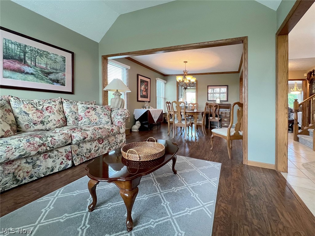 1171 Vermilion Road Vermilion, OH 44089 - Photo 4 of 32 Formal Living Room