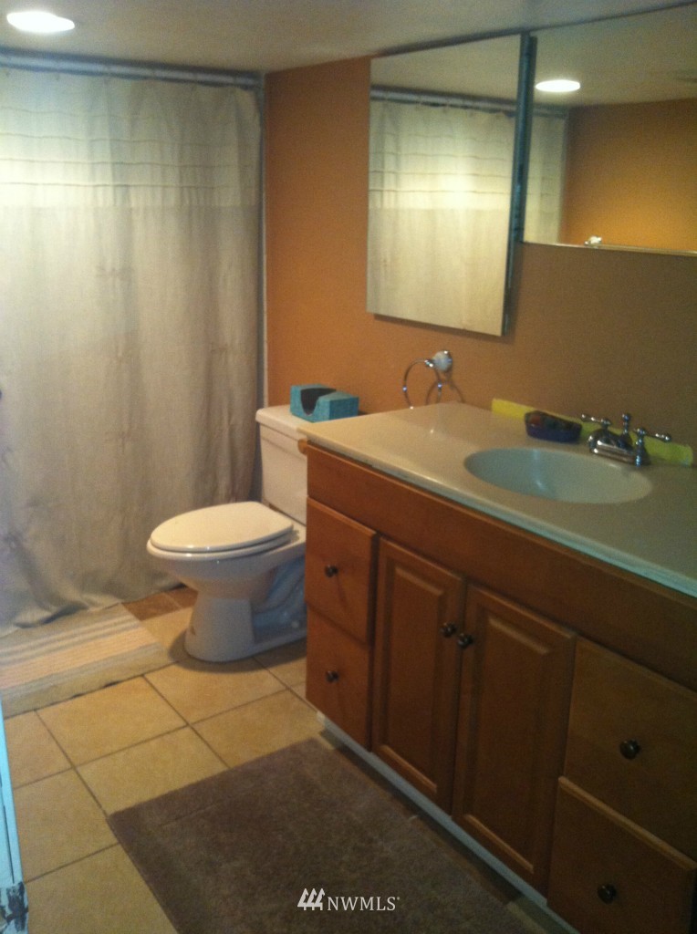 5622 Rockefeller Avenue Everett, WA 98203 - Photo 8 of 11 Gallery Image 8