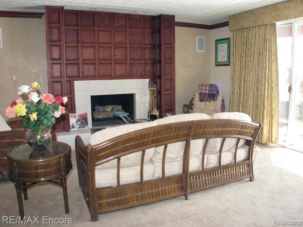 912 GreenView Court Rochester, MI 48307 - Photo 24 of 32 Recreation Room View 1