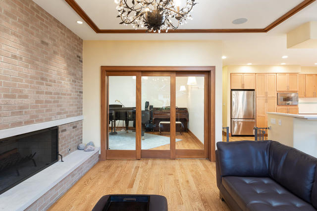 226 Spring Avenue Naperville, IL 60540 - Photo 12 of 42