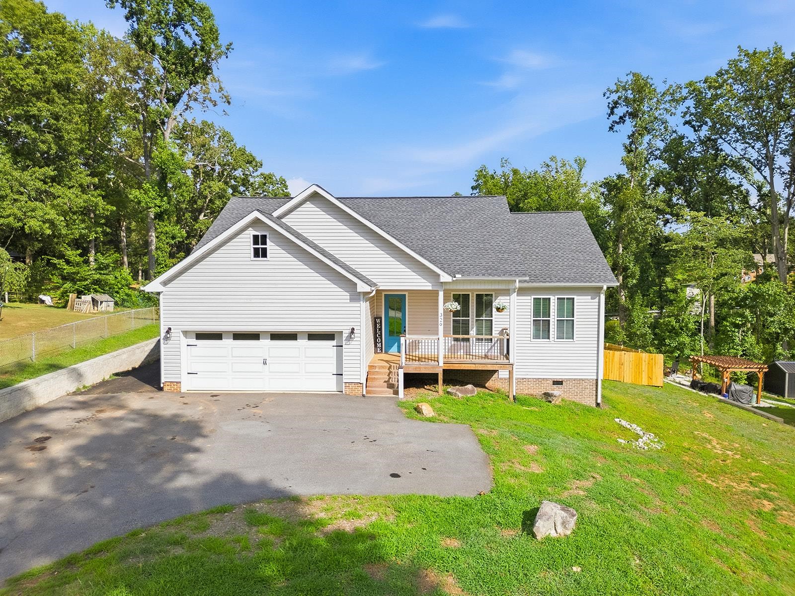 329 Woodley Road Spartanburg, SC 29306 - Photo 1 of 49 Gallery Image 1