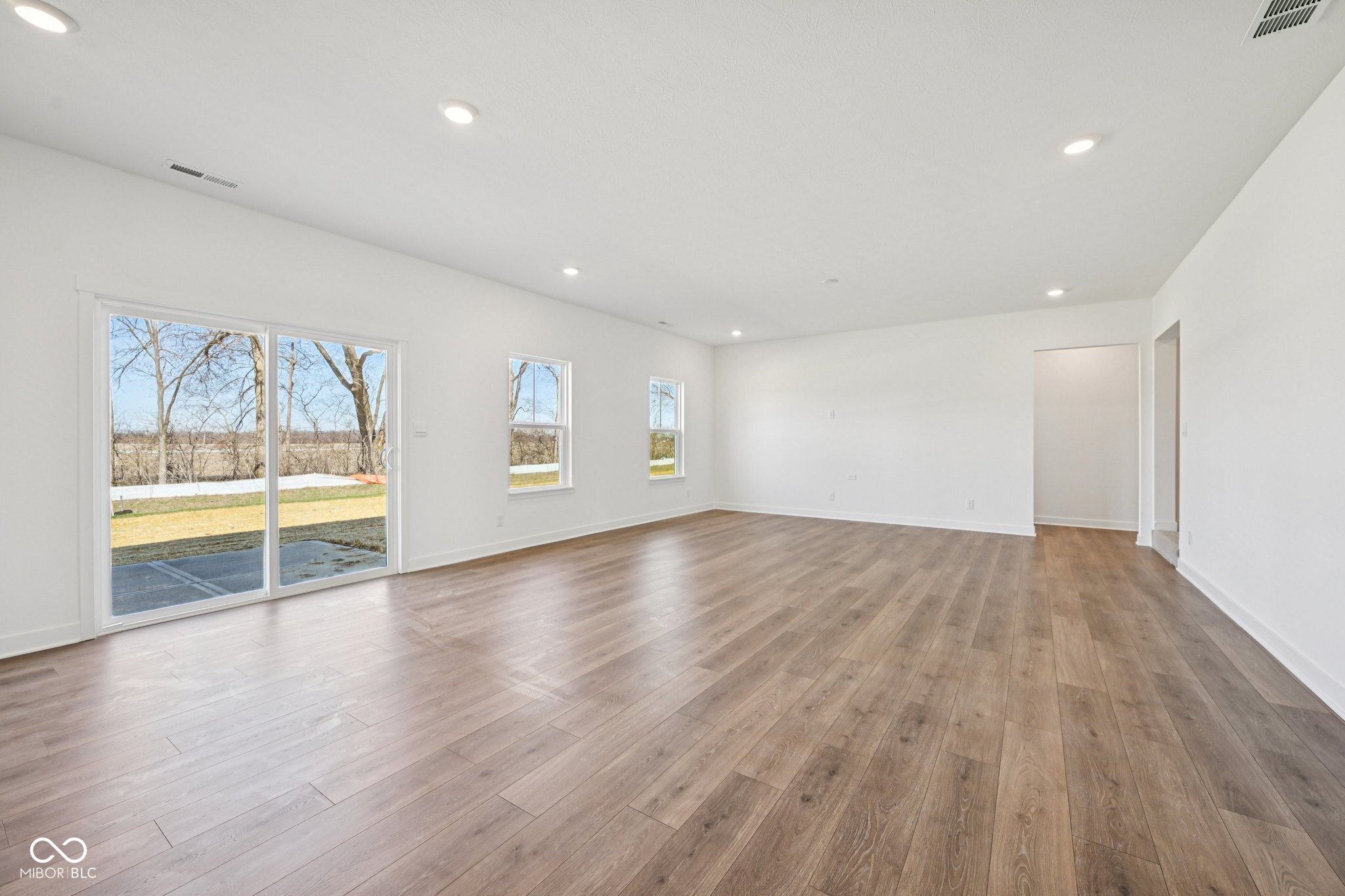 5740 Bancroft Drive Pendleton, IN 46064 - Photo 10 of 54