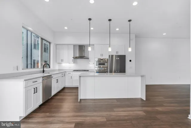 $5,500 | 3212 Evergreen Walk, Philadelphia, PA 19125