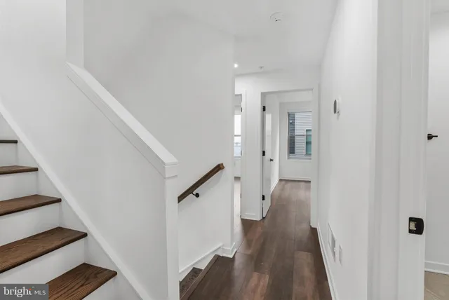 $5,500 | 3212 Evergreen Walk, Philadelphia, PA 19125