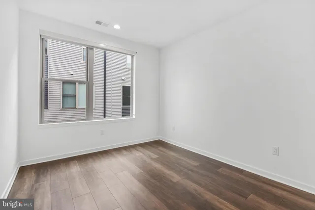 $5,500 | 3212 Evergreen Walk, Philadelphia, PA 19125