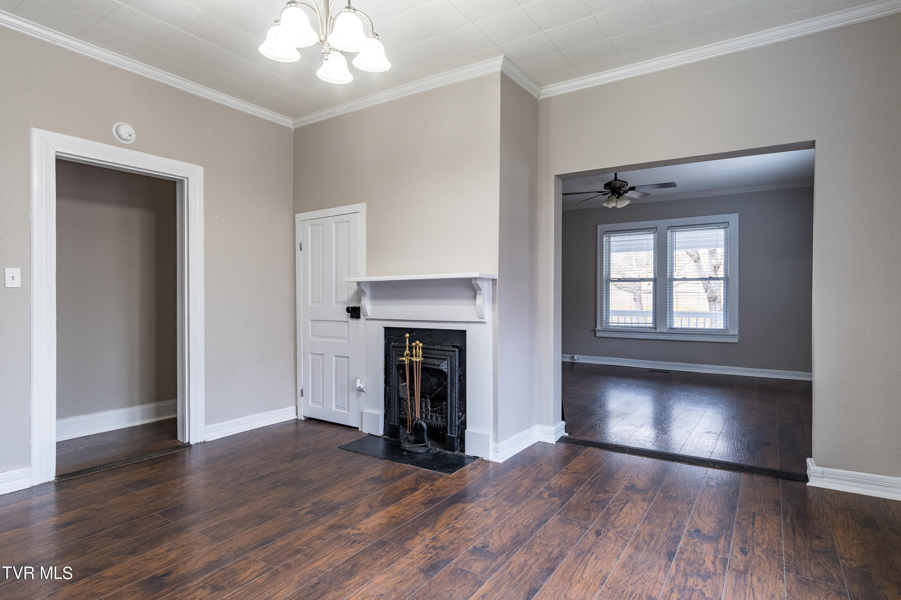 435 North Street Newport, TN 37821 - Photo 17 of 46 interior-8