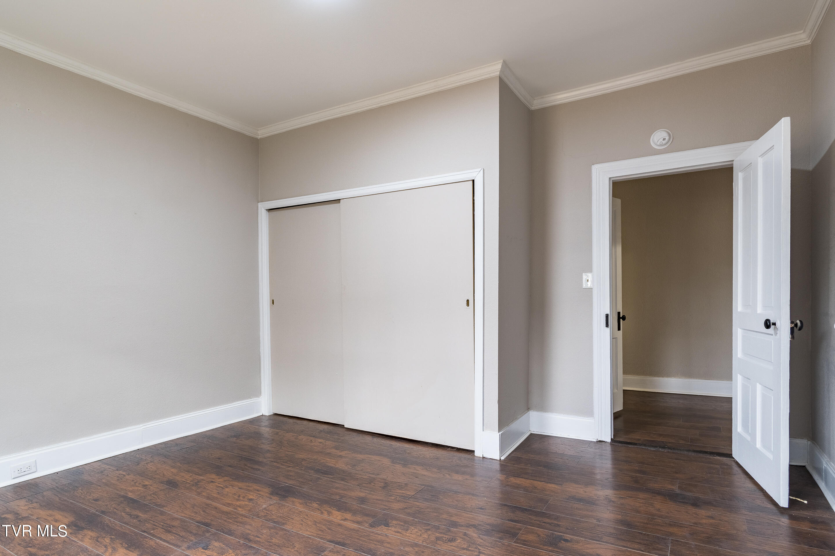 435 North Street Newport, TN 37821 - Photo 29 of 46 interior-20