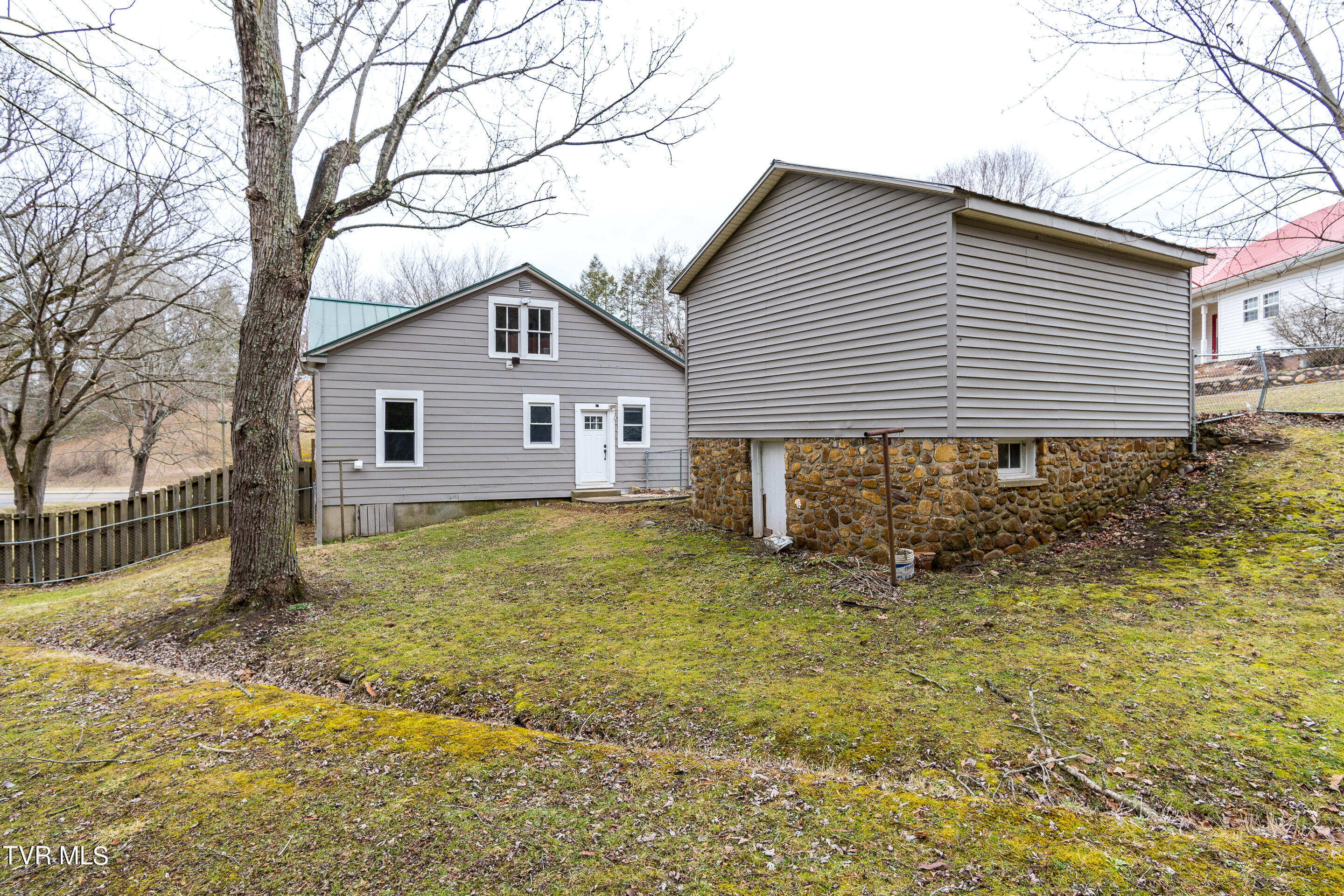 435 North Street Newport, TN 37821 - Photo 31 of 46 exterior-18