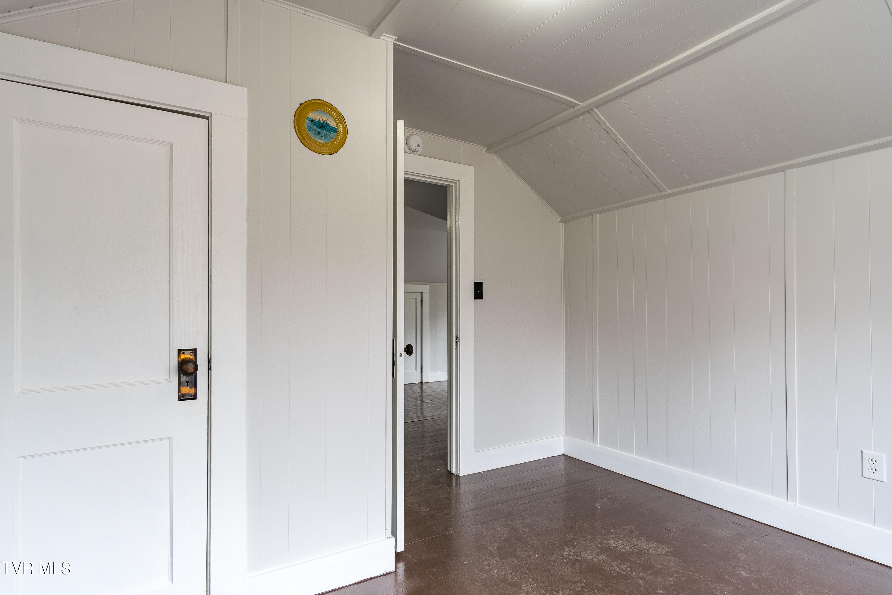 435 North Street Newport, TN 37821 - Photo 33 of 46 interior-27