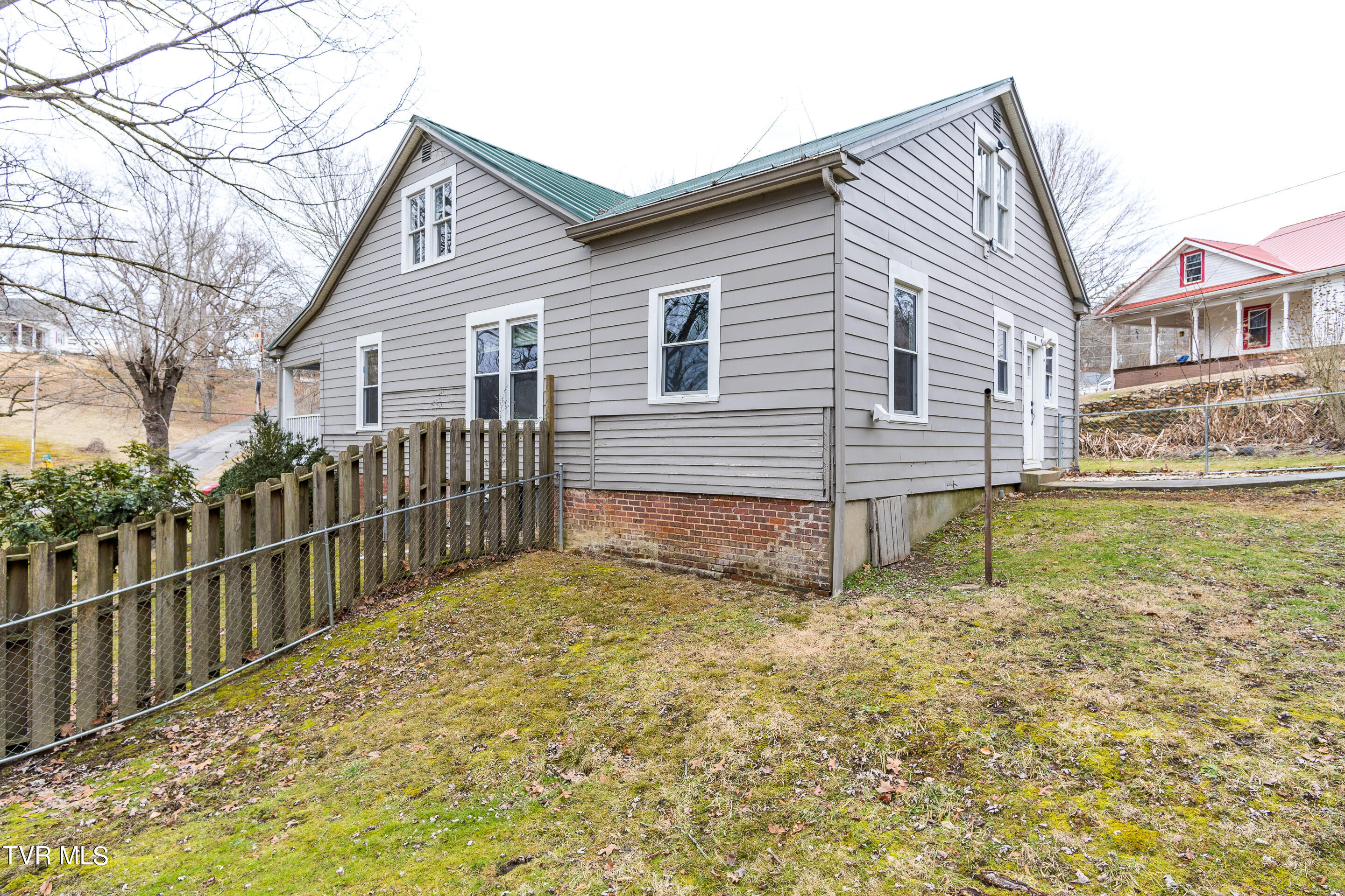 435 North Street Newport, TN 37821 - Photo 37 of 46 exterior-20