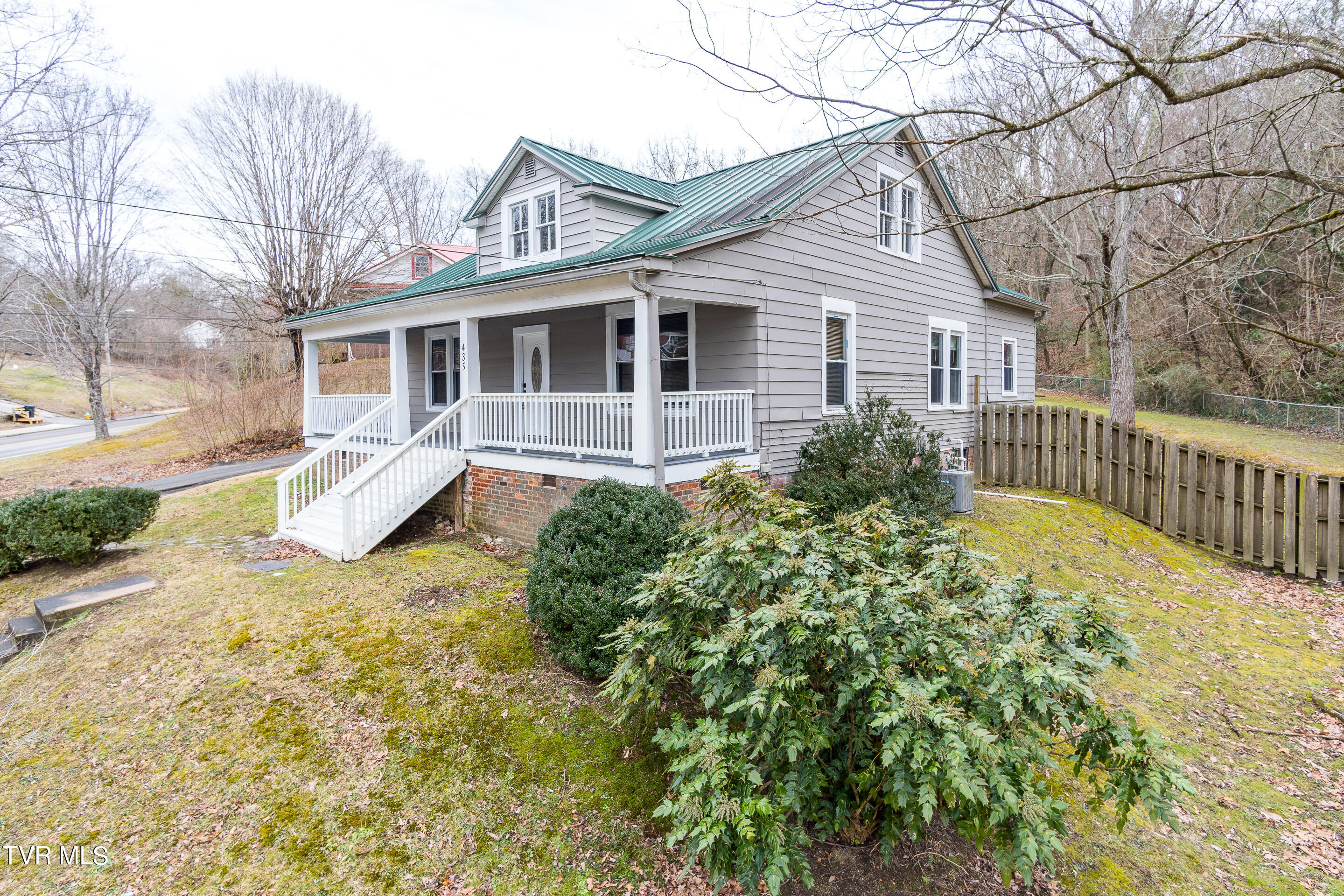 435 North Street Newport, TN 37821 - Photo 5 of 46 exterior-5