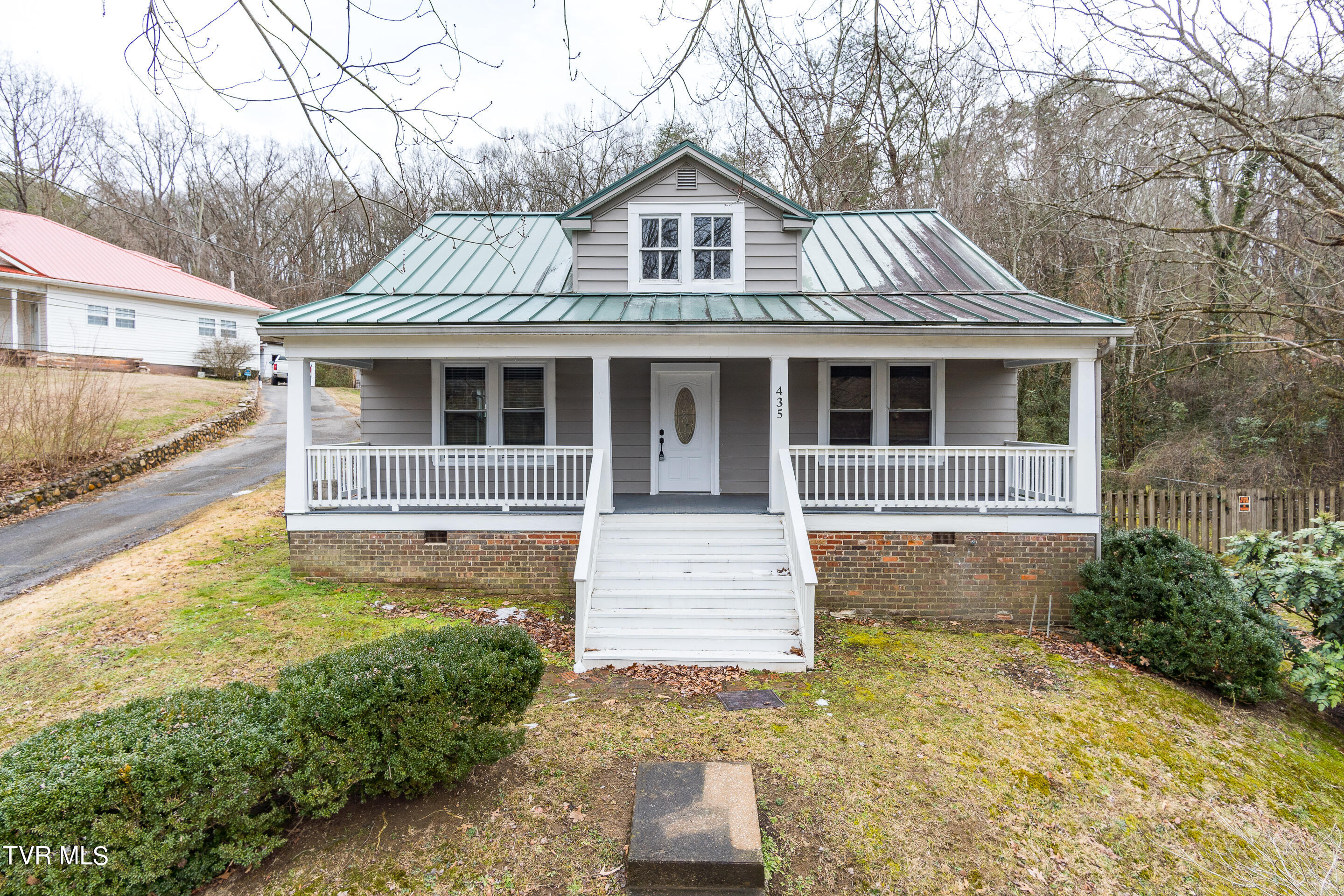 435 North Street Newport, TN 37821 - Photo 6 of 46 exterior-3