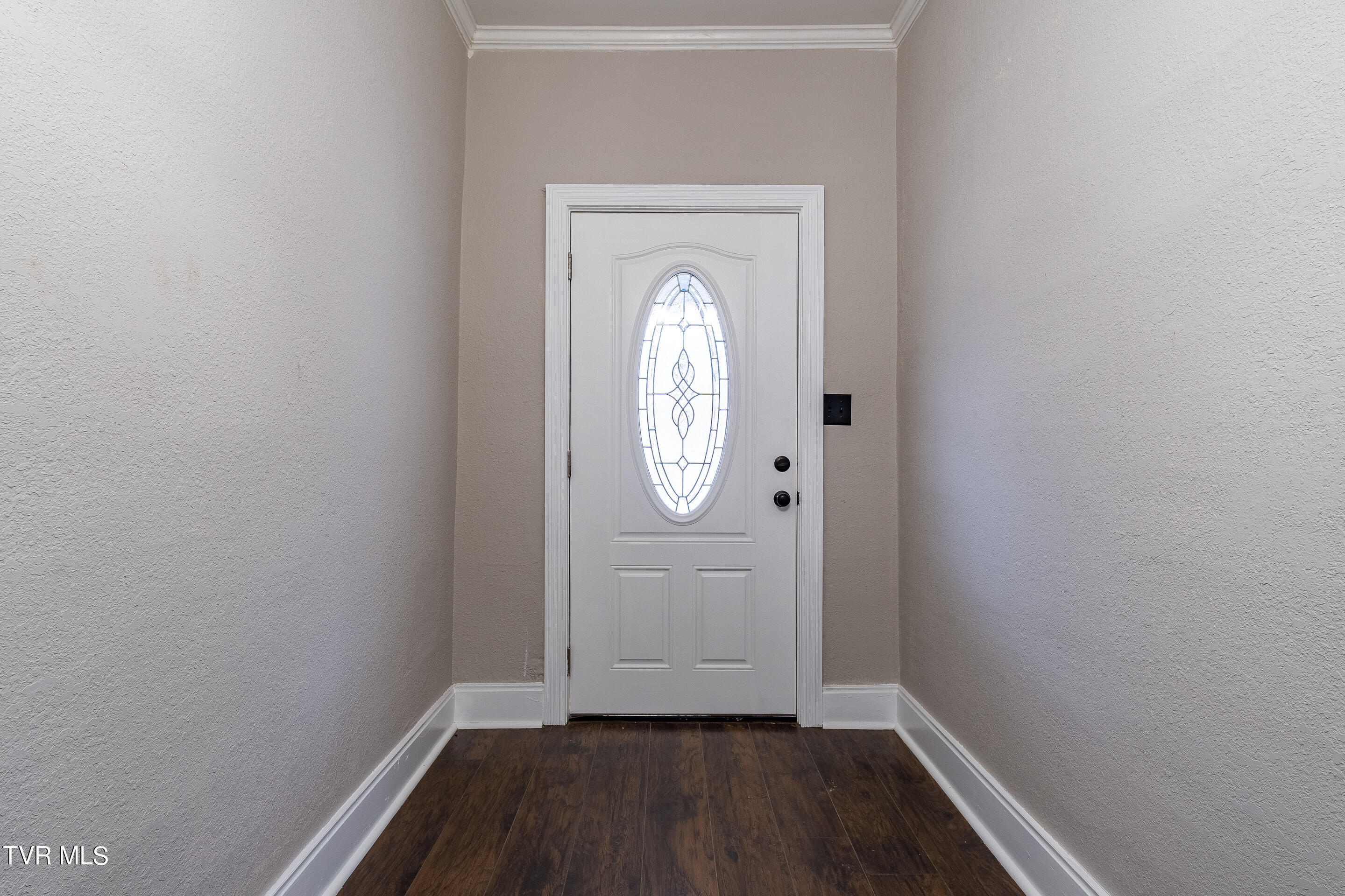 435 North Street Newport, TN 37821 - Photo 10 of 46 interior-1