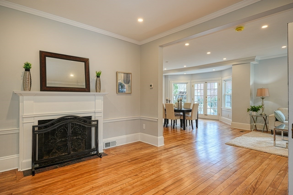 71 Larch Road Cambridge, MA 02138 - Photo 7 of 42 Gallery Image 7