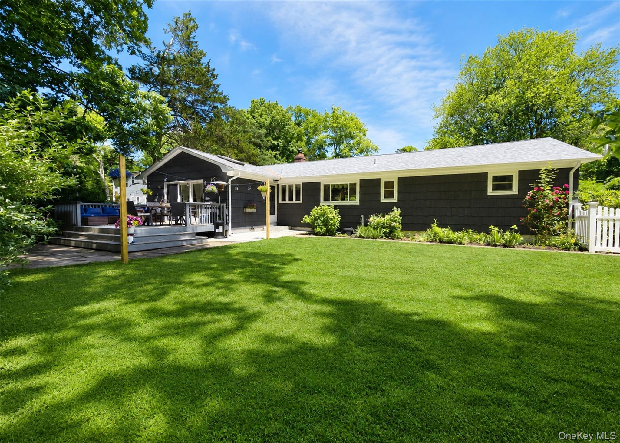 88 Westfield Road Coram, NY 11727 - Photo 17 of 27