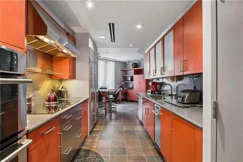 $875,000 | 2660 Peachtree Road Northwest, Unit 4A, Atlanta, GA 30305