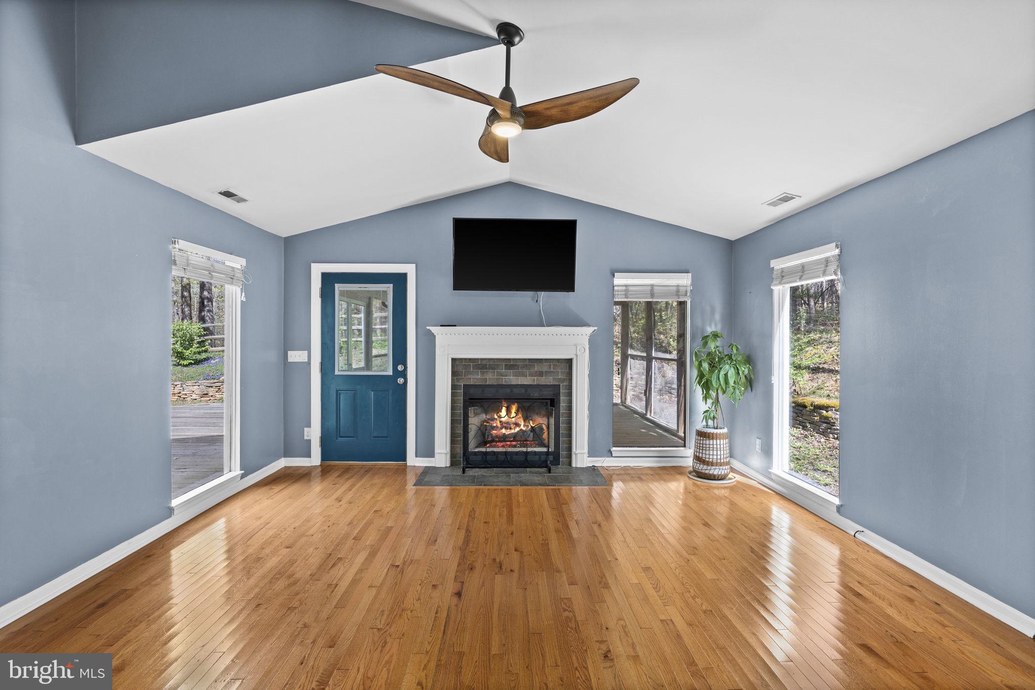 79 East Cedar Drive Ruckersville, VA 22968 - Photo 18 of 64 Family Room