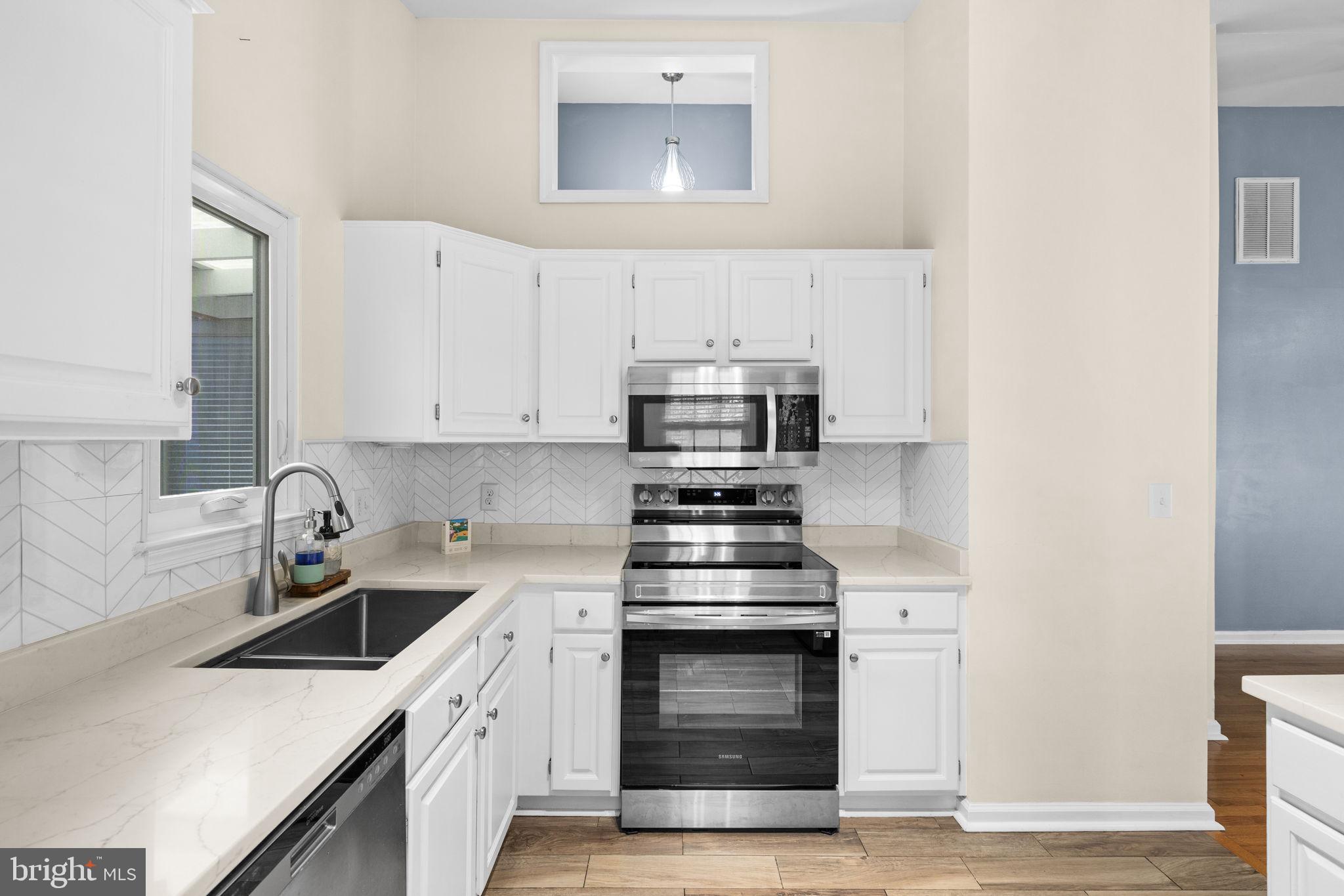 79 East Cedar Drive Ruckersville, VA 22968 - Photo 26 of 64 Kitchen