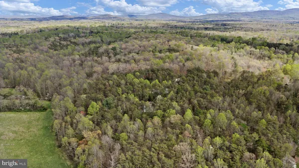 $465,900 | 79 East Cedar Drive, Ruckersville, VA 22968