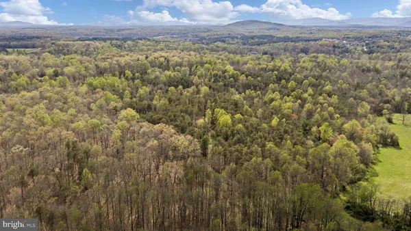 $465,900 | 79 East Cedar Drive, Ruckersville, VA 22968