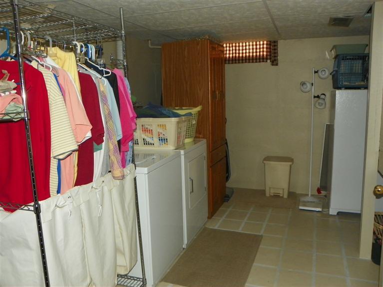 114 West Hoffman Street Three Rivers, MI 49093 - Photo 10 of 12 Additional Photo