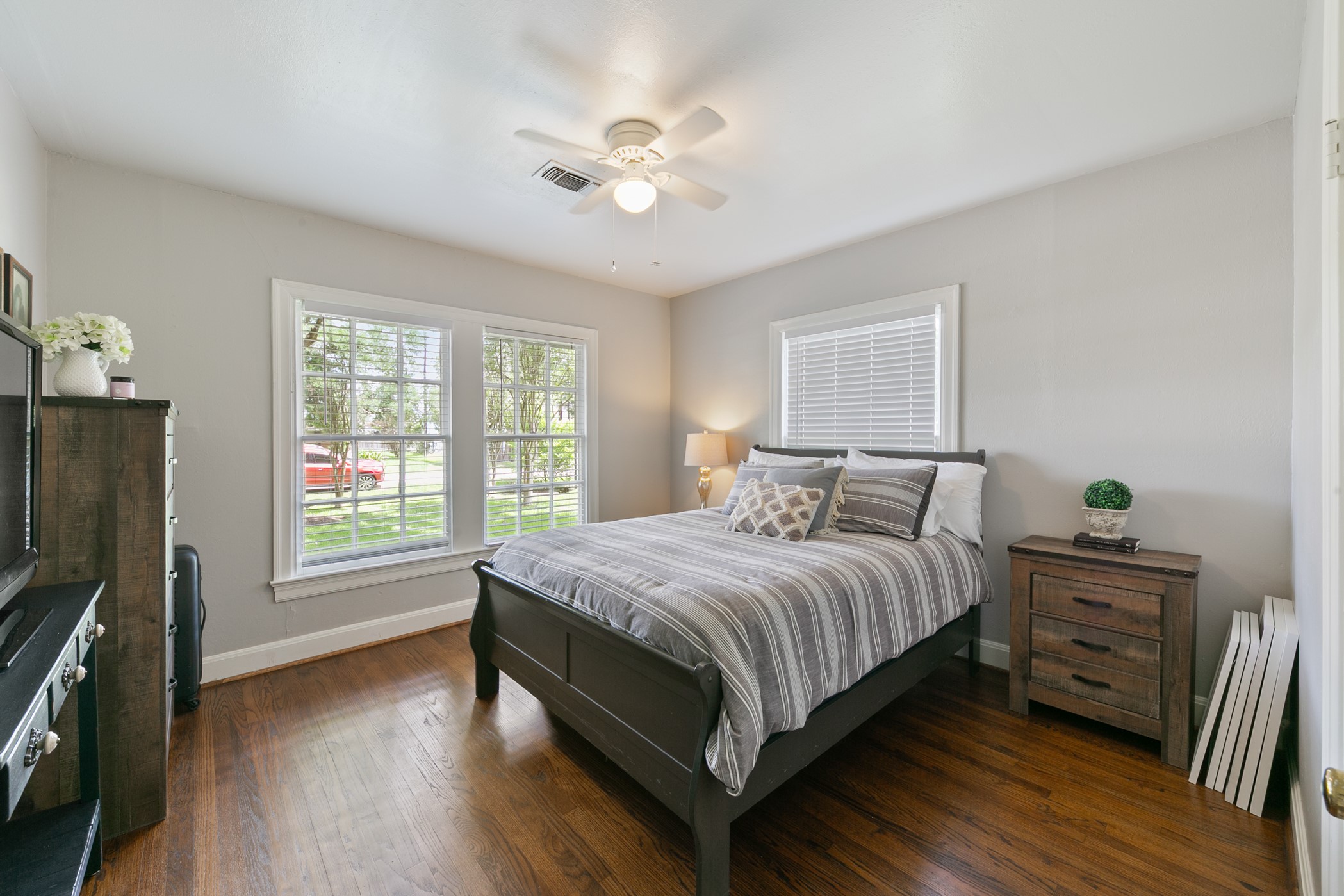 503 West 33rd Street Houston, TX 77018 - Photo 25 of 34