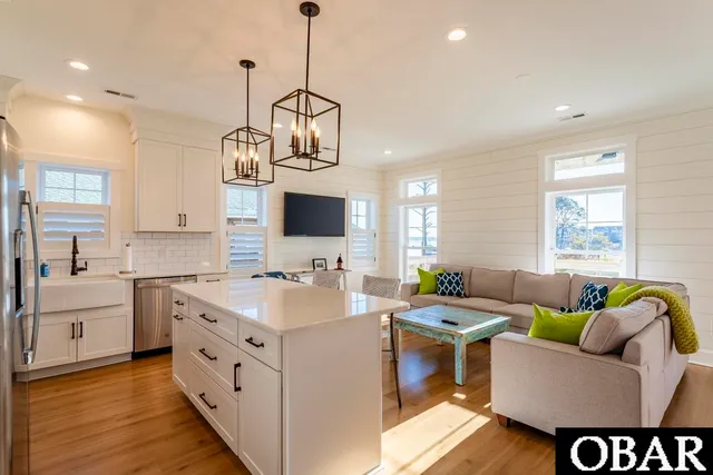 $849,000 | 119 Gilbert Street, Manteo, NC 27954