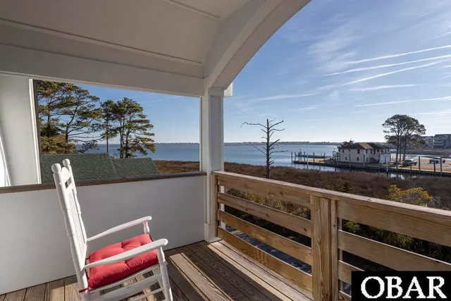 $849,000 | 119 Gilbert Street, Manteo, NC 27954