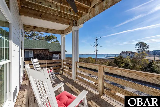$849,000 | 119 Gilbert Street, Manteo, NC 27954