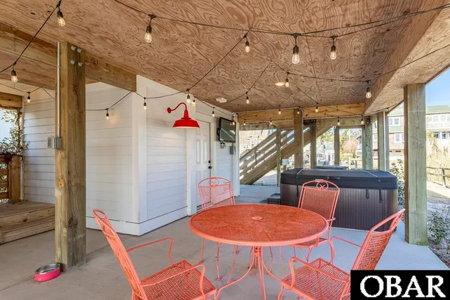 $849,000 | 119 Gilbert Street, Manteo, NC 27954