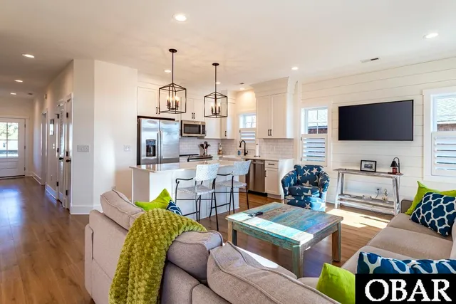 $849,000 | 119 Gilbert Street, Manteo, NC 27954