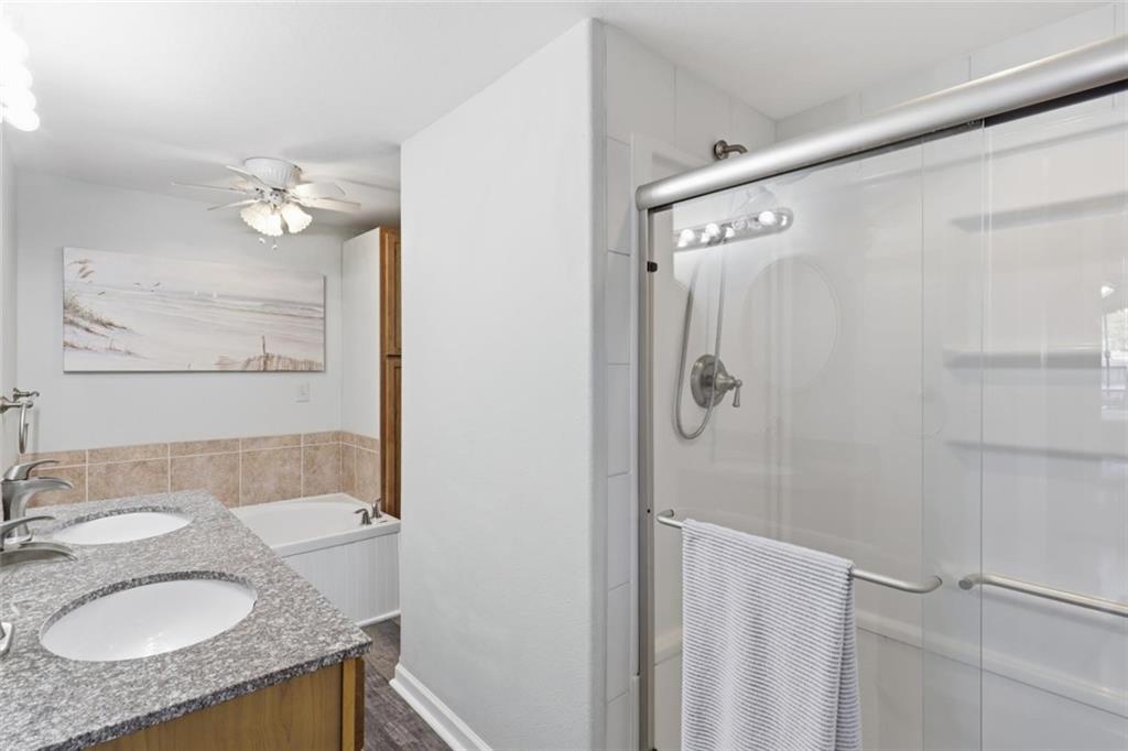 2202 Spring Cove Road Sunrise Beach, MO 65079 - Photo 20 of 43