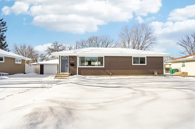 $375,000 | 12716 Monterey Avenue South, Savage, MN 55378