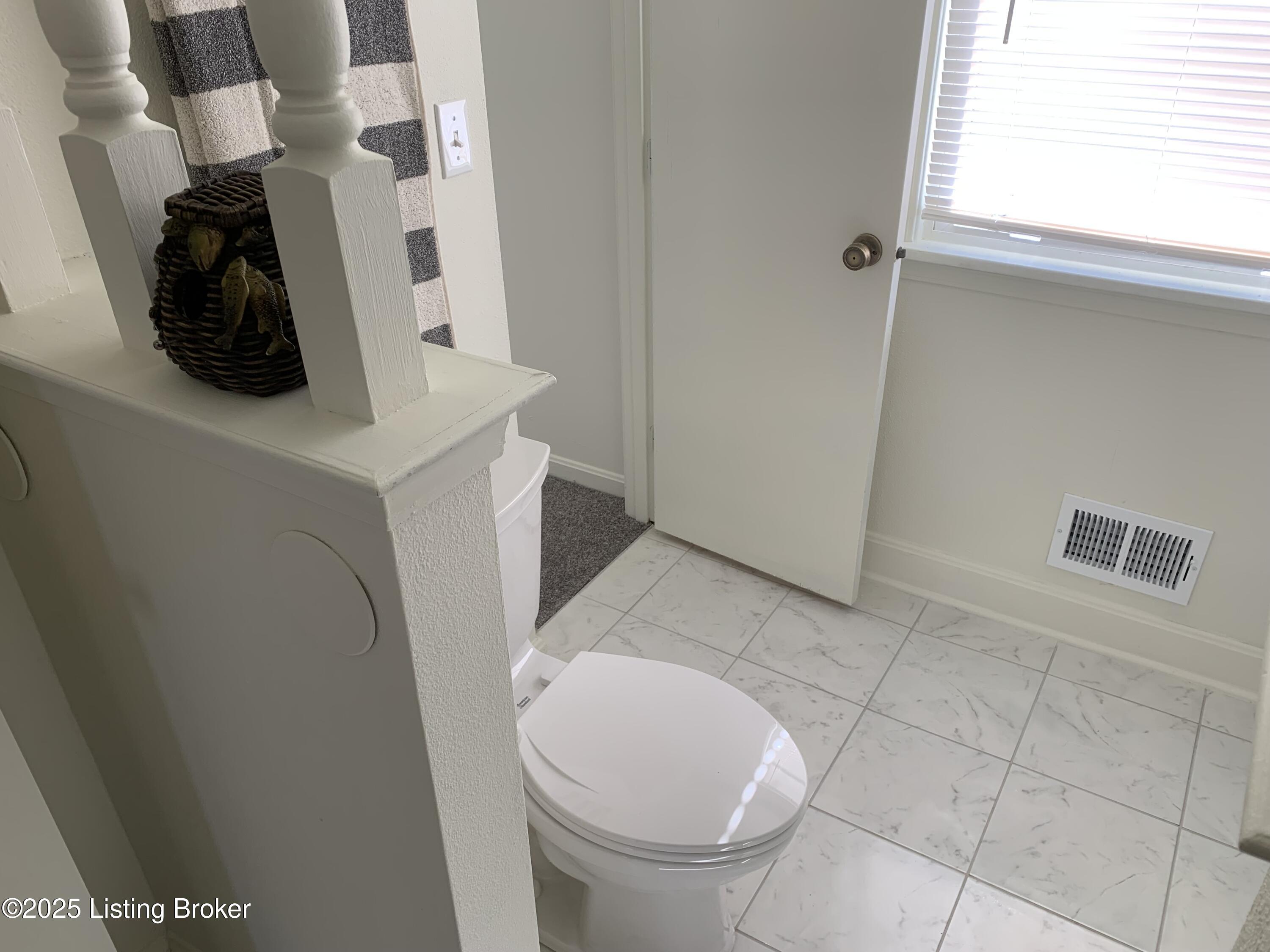8501 Old Boundary Road Louisville, KY 40291 - Photo 22 of 24 IMG_6691