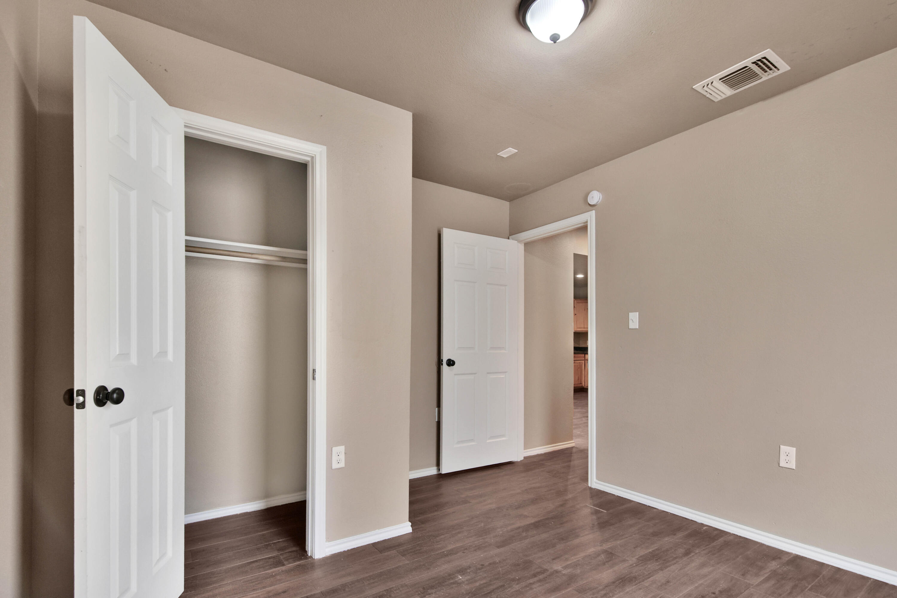 209 36th Street Lubbock, TX 79404 - Photo 16 of 19 IMG_3430