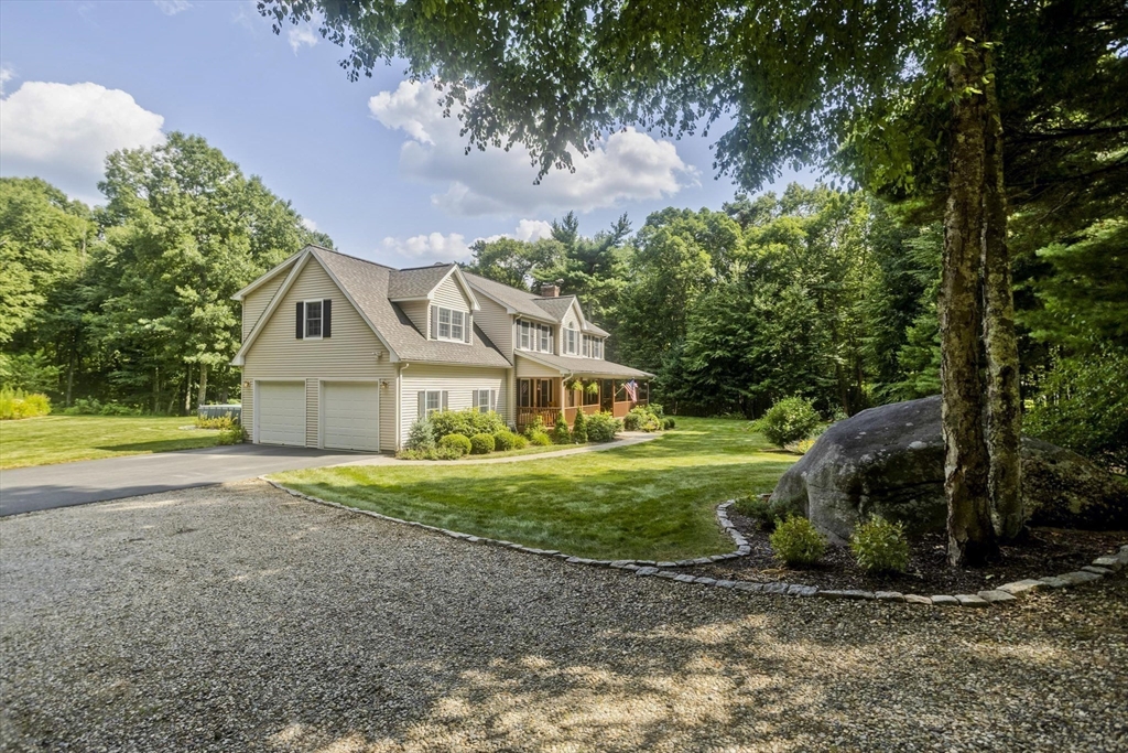 338 Bennett Road Hampden, MA 01036 - Photo 3 of 42 Gallery Image 3