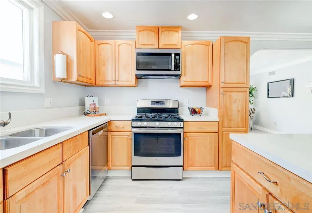 8129 Brampton Street Spring Valley, CA 91977 - Photo 3 of 13 Gallery Image 3