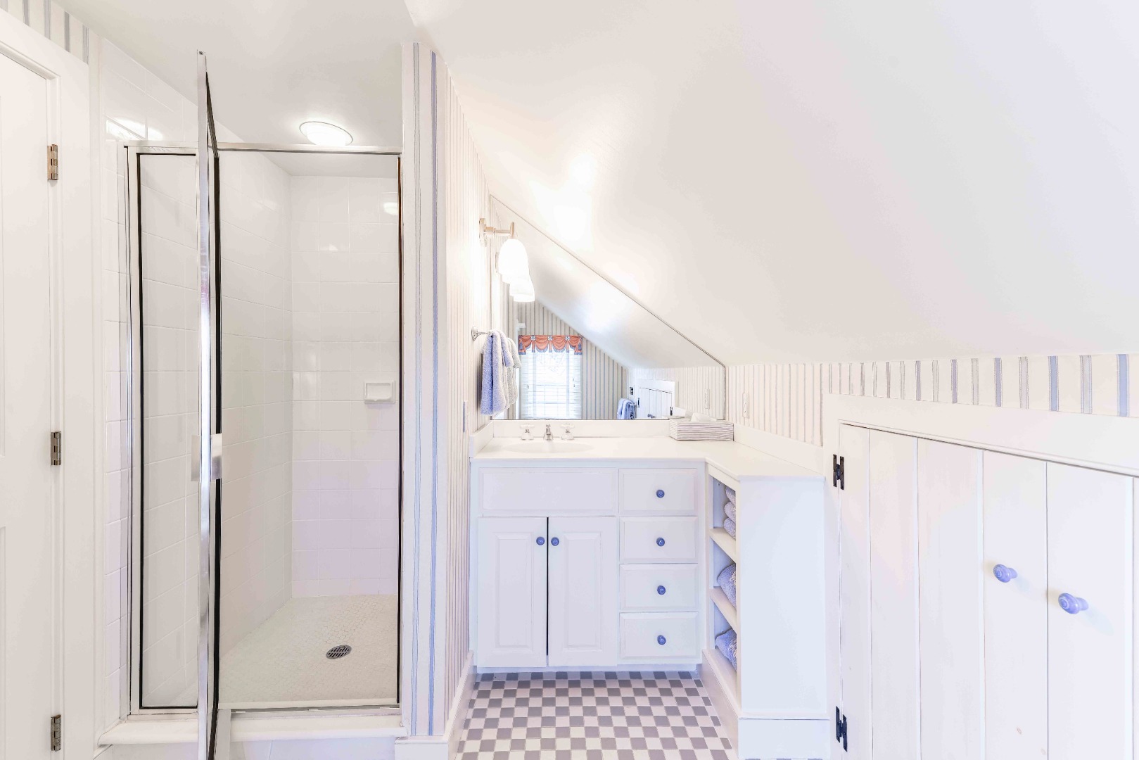 9 Pleasant Street Nantucket, MA 02554 - Photo 32 of 52