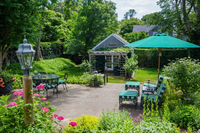 $10,995,000 | 9 Pleasant Street, Nantucket, MA 02554