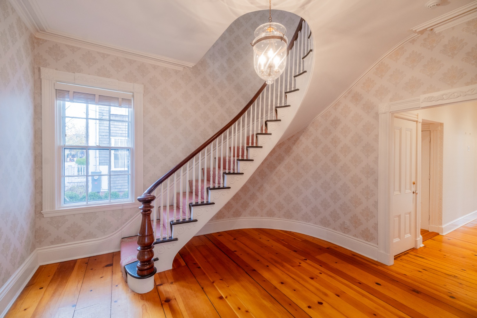 9 Pleasant Street Nantucket, MA 02554 - Photo 6 of 52