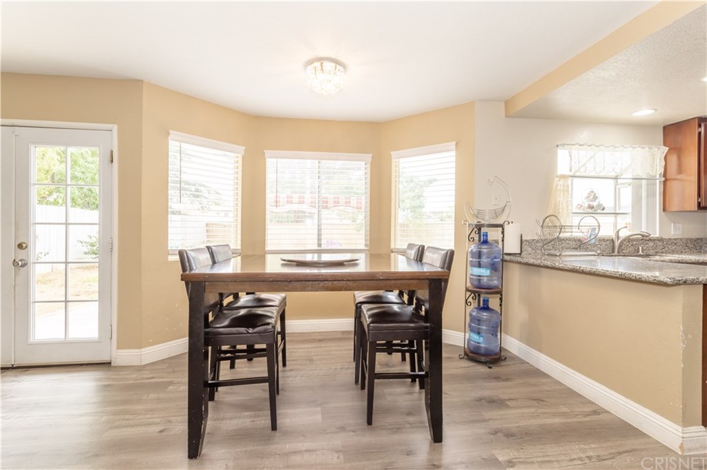 44015 Sorrell Lane Lancaster, CA 93535 - Photo 4 of 32