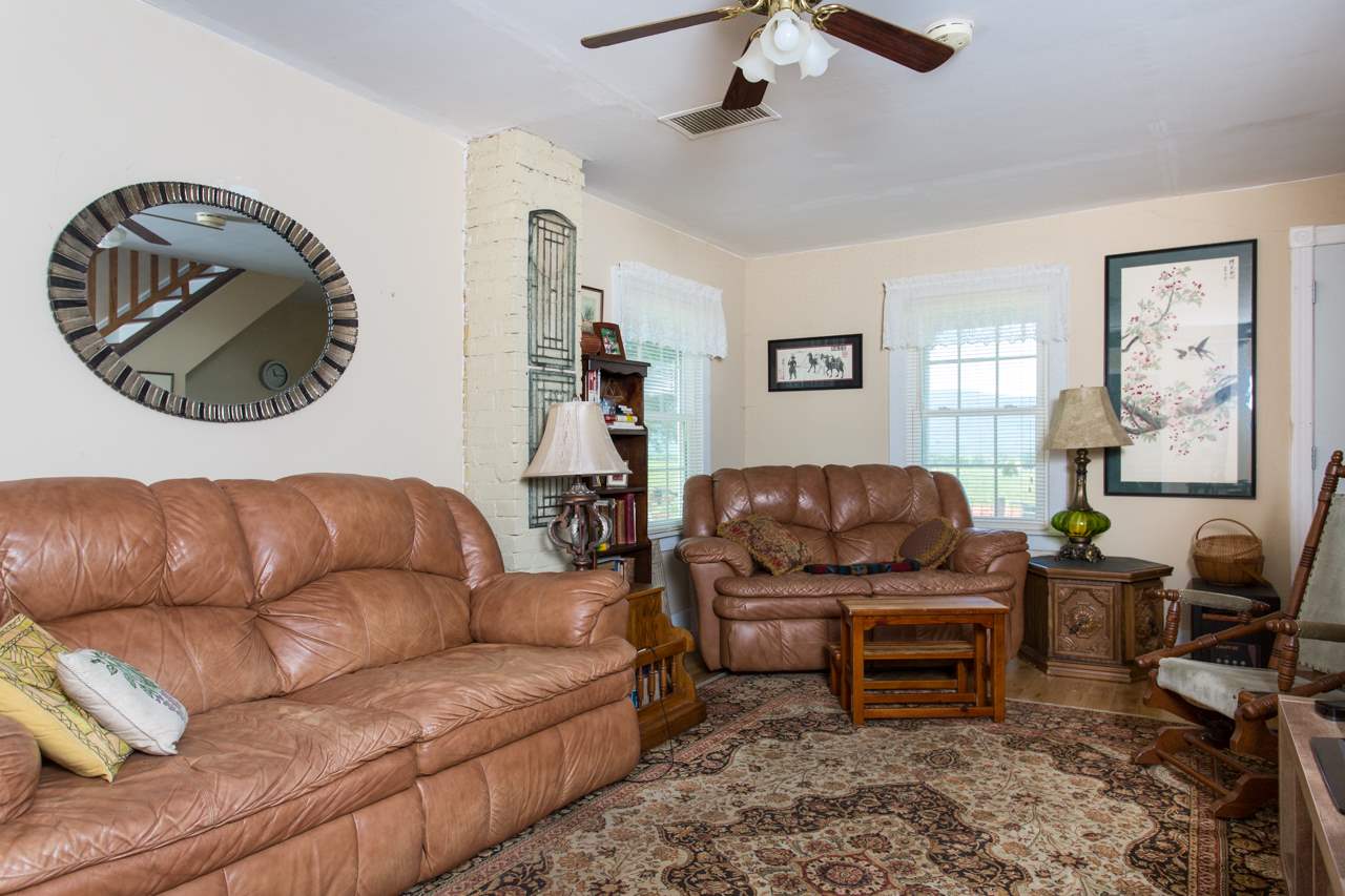 1093 Yager Road Luray, VA 22835 - Photo 12 of 38 Gallery Image 12