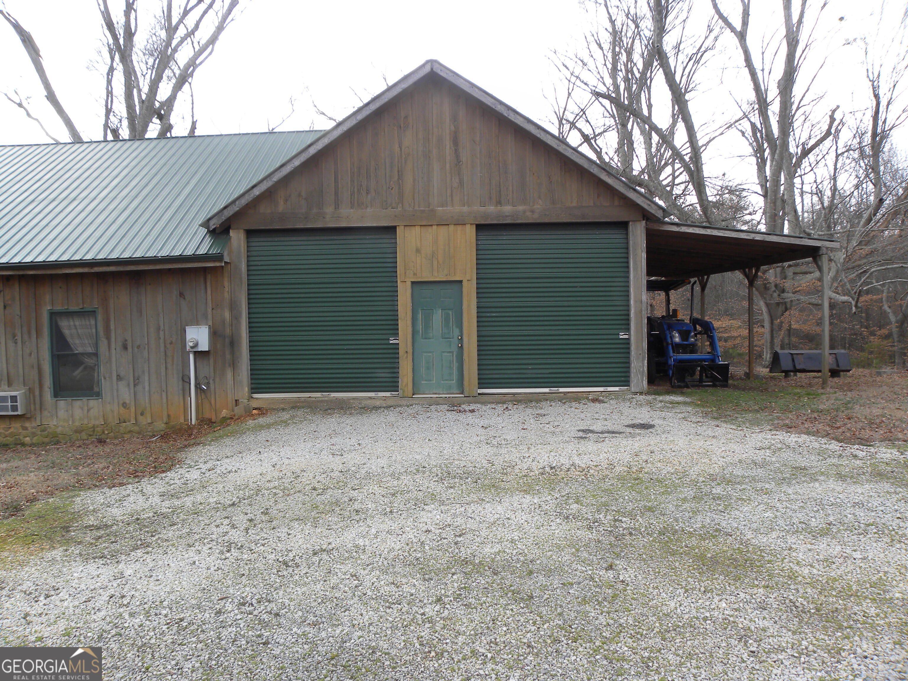 551 P Road Toccoa, GA 30577 - Photo 105 of 124 And a spot for the tractor (sold separately)