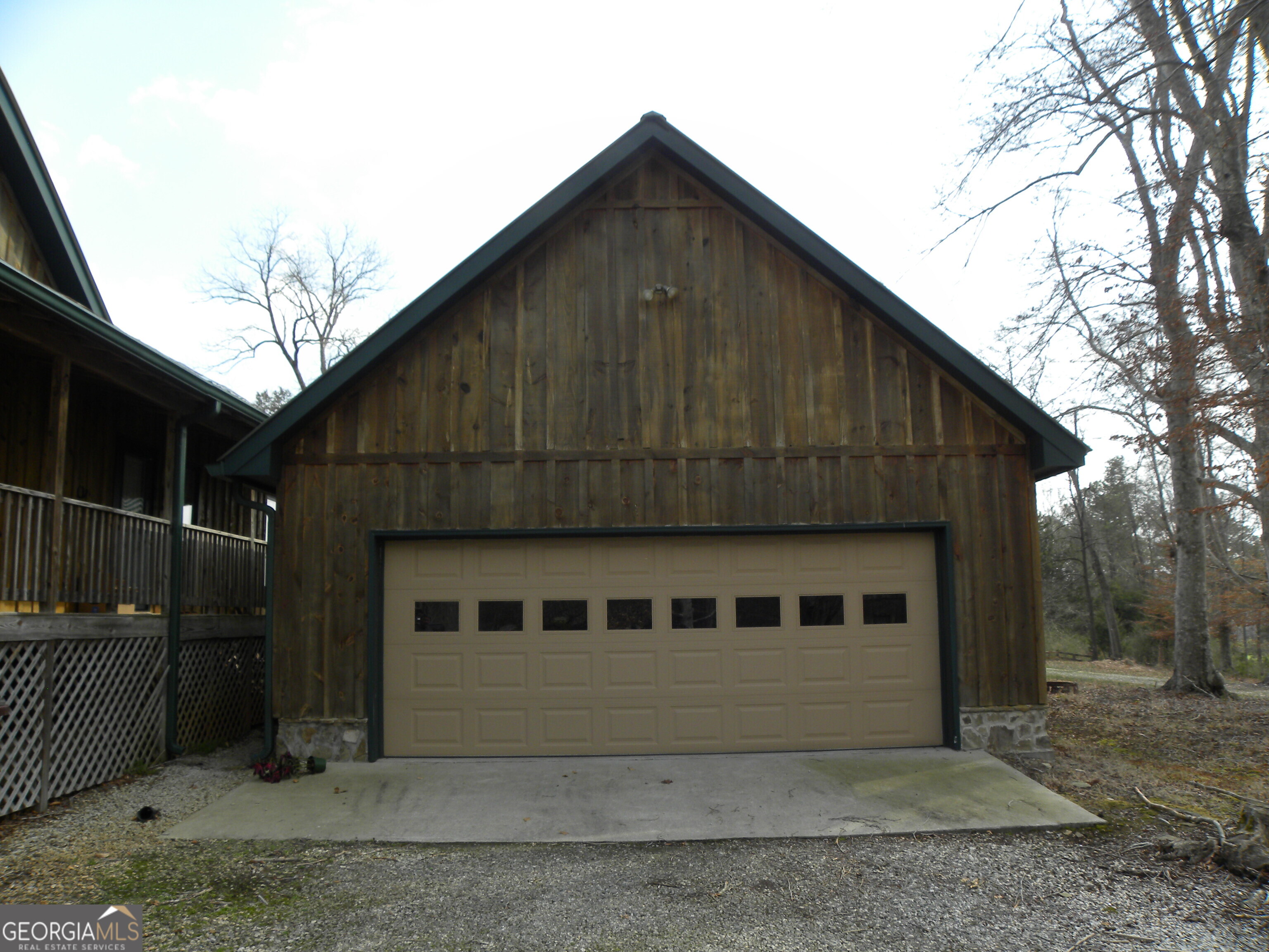 551 P Road Toccoa, GA 30577 - Photo 106 of 124 Over sized 26 X 24 garage. Detached, with a covered breezeway into the house