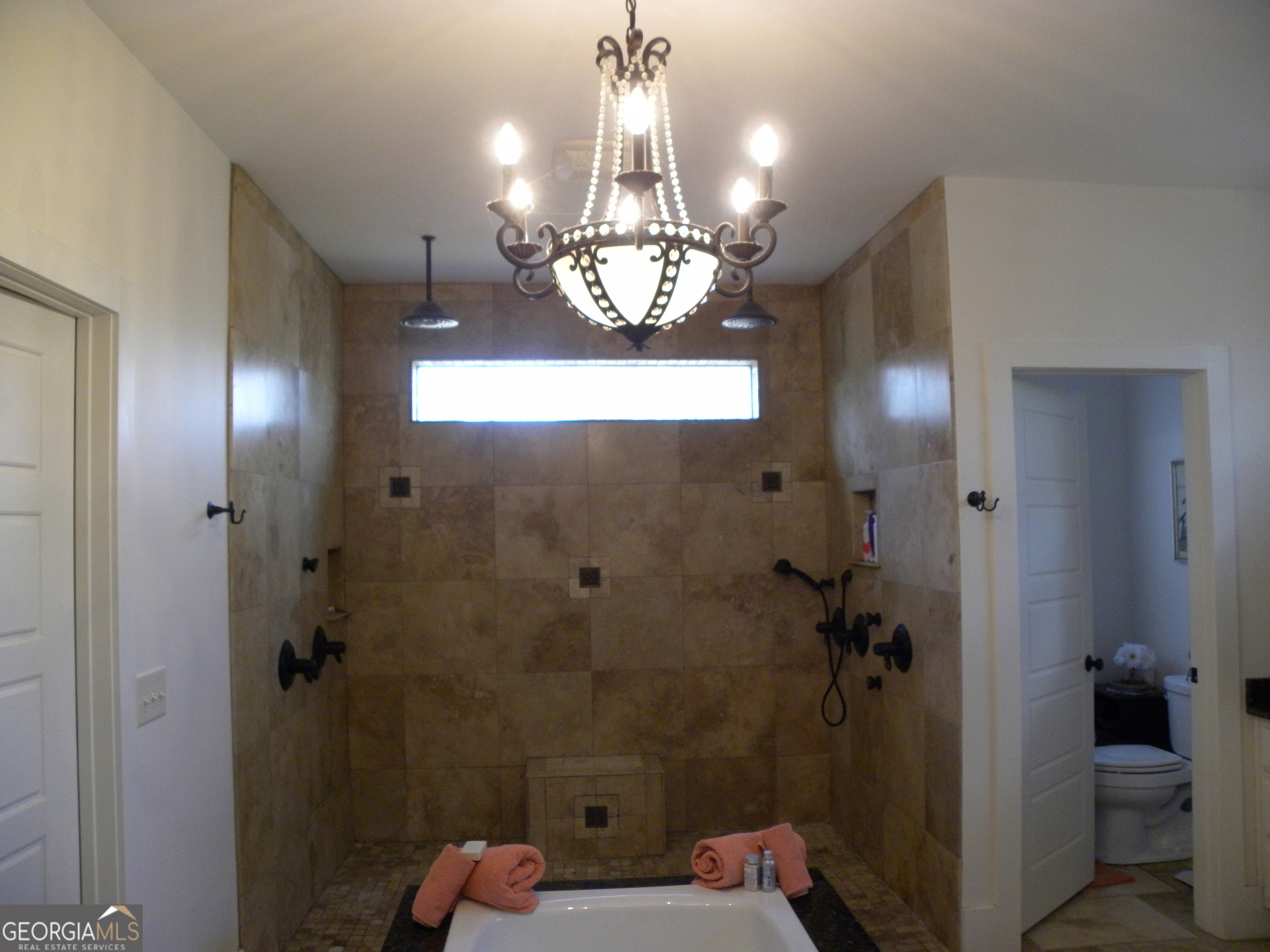 551 P Road Toccoa, GA 30577 - Photo 46 of 124 Luxurious tiled Roman shower (no doors or curtains needed)
