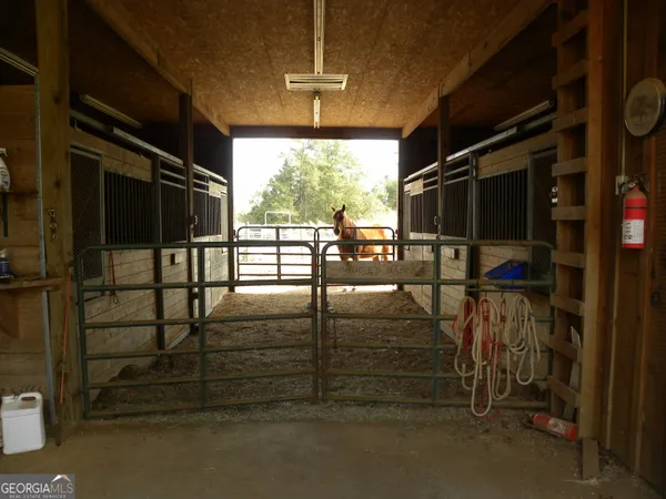 $1,200,000 | 551 P Road, Toccoa, GA 30577